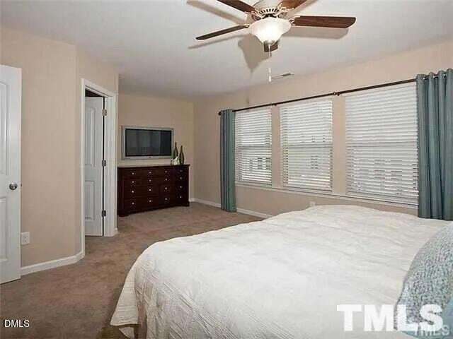 Building Photo - 123 Phantom Ln