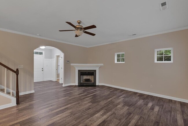 Building Photo - Three Story with Media Room!