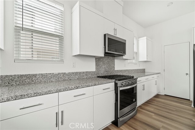 Building Photo - 1302 W Bushell St