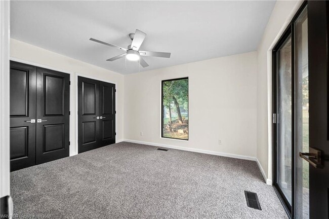 Building Photo - 4 bedroom Single Family home in Fianna Hils