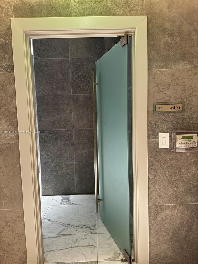 Building Photo - 90 SW 3rd St