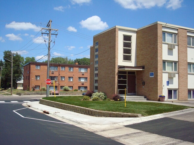 Building Photo - Regent Place Apartments