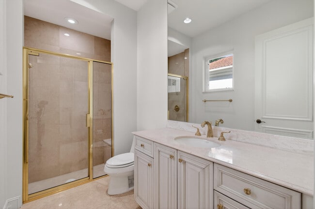 Building Photo - 331 Mizner Lake Estates Dr