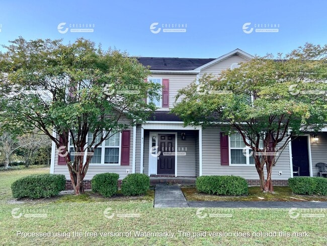 Building Photo - 3 Bed, 2.5 Bath Townhome - READY FOR YOU T...