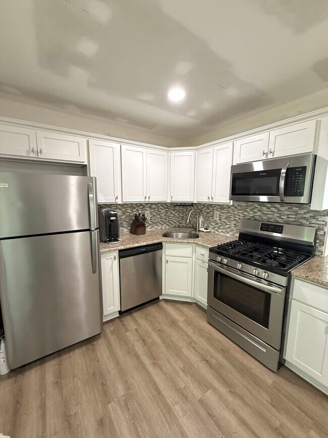 Building Photo - 17 Mohave Dr
