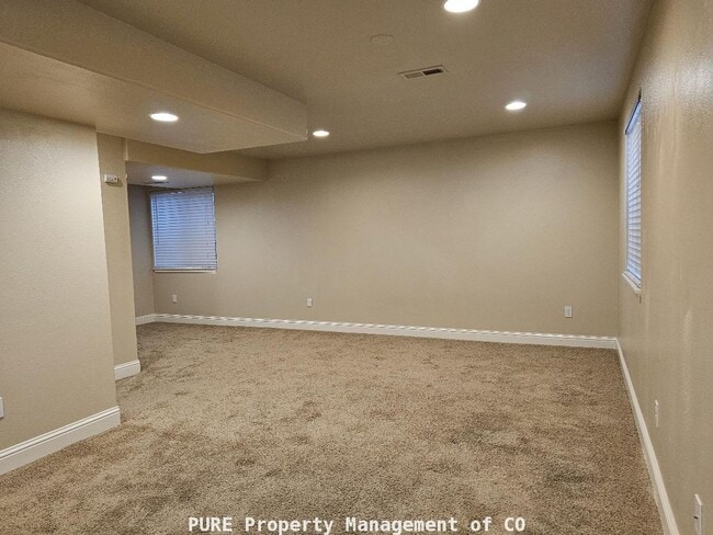 Building Photo - 2-story home with finished basement! 2-car garage!