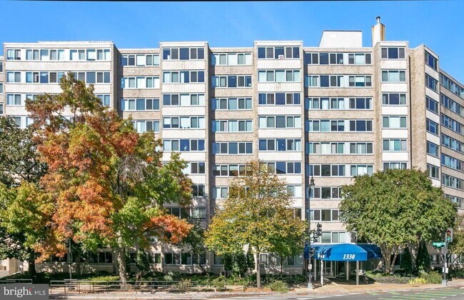 Primary Photo - 1330 New Hampshire Ave NW