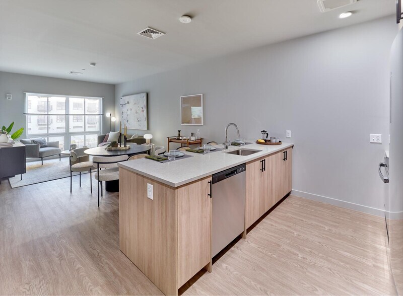 Building Photo - The Winston