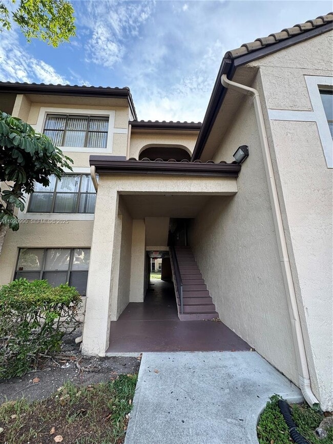 Building Photo - 4341 W McNab Rd