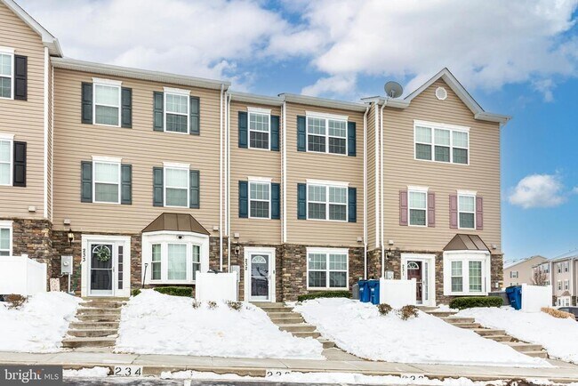 Building Photo - 6515 Dundee Dr