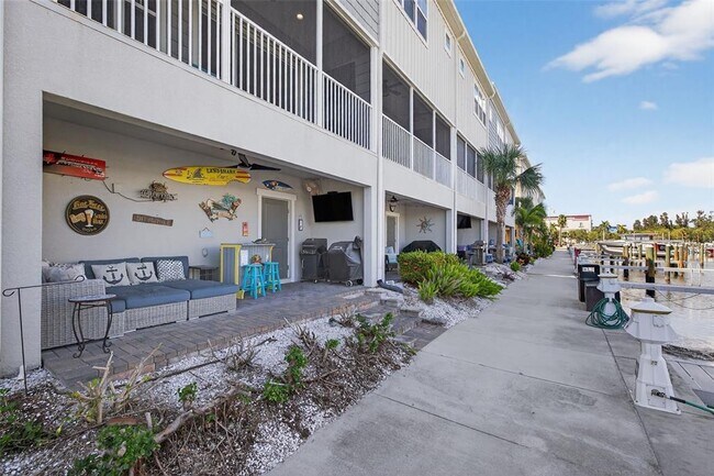 Building Photo - 6080 Moorings Dr S