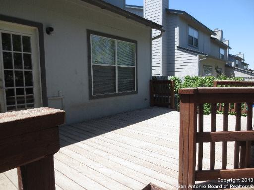 Building Photo - 3 Bedroom Townhouse near Medical Center!  ...