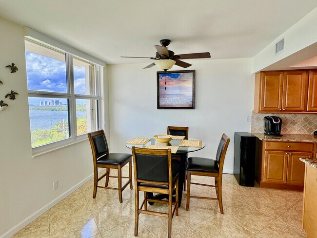 Building Photo - 5480 N Ocean Dr