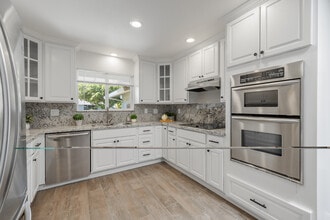 Building Photo - 2449 Almaden Blvd
