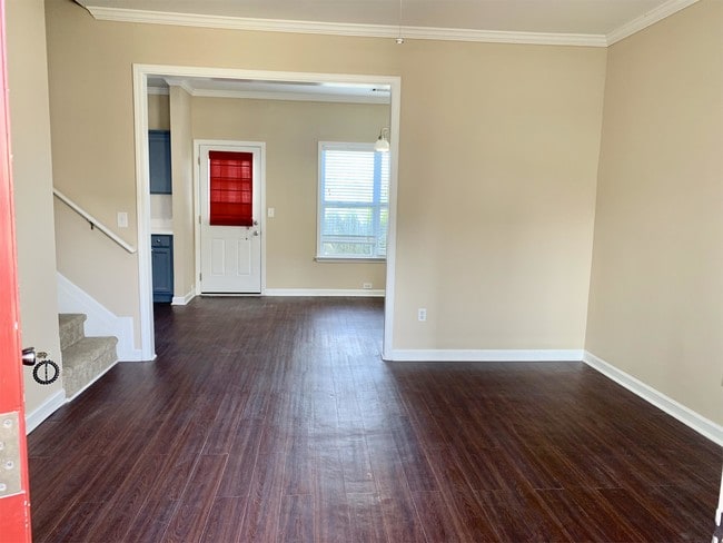 Building Photo - 4610 Blue Iris Way