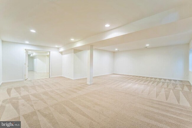 Building Photo - 8561 Barrow Furnace Ln