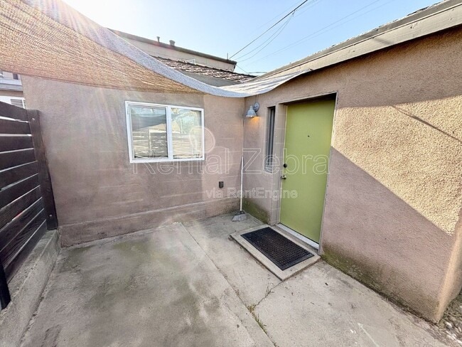 Building Photo - 2128 K St