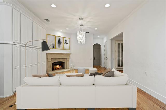 Building Photo - 11911 Edgestone Rd