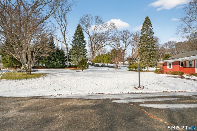 Building Photo - 9 Harbor View S