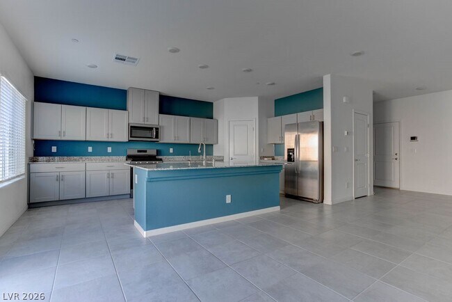 Building Photo - 10944 Meridian Flds Ave