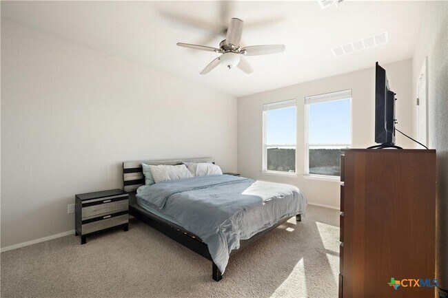 Building Photo - 408 Black Opal Dr
