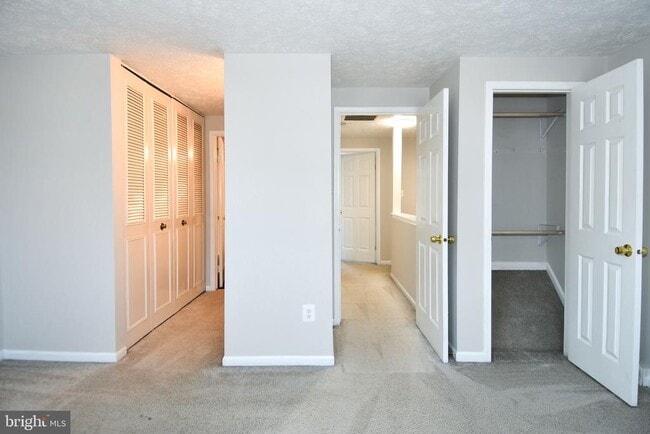 Building Photo - 1648 Fieldthorn Dr