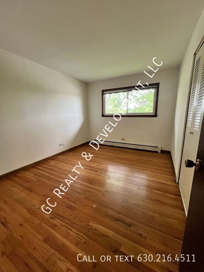 Building Photo - 525 Highview Ave