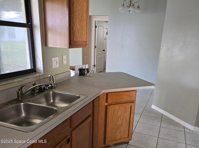 Building Photo - 7747 Greenboro Dr