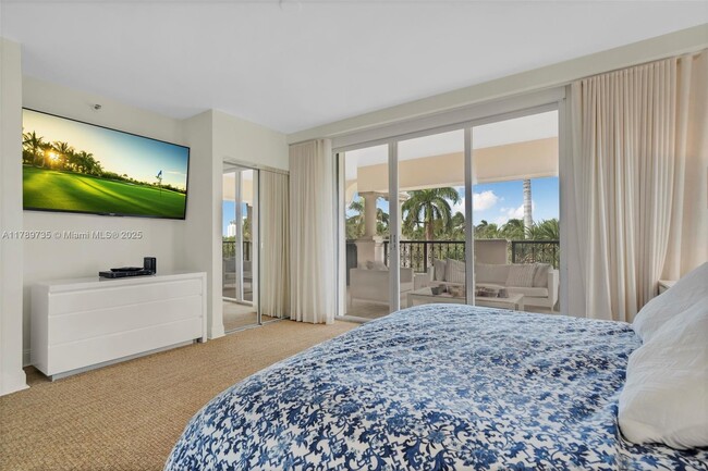 Building Photo - 19237 Fisher Island Dr