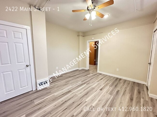 Building Photo - 2422 Main St