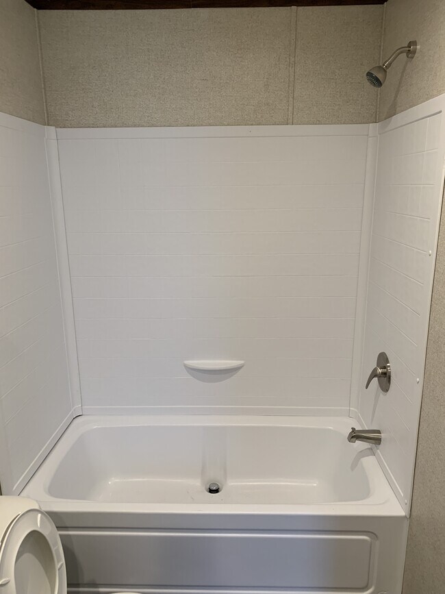 Building Photo - 325 Belew St