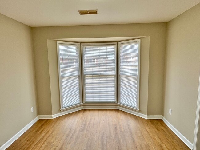 Building Photo - 3-Bedroom patio home with so much to love!