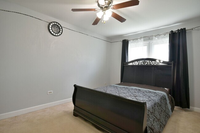 Building Photo - 1557 Scottdale Cir