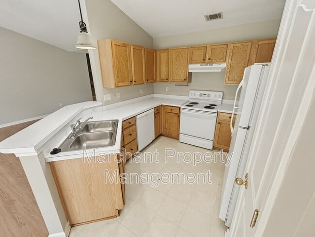 Building Photo - 776 Waterbrook Ln