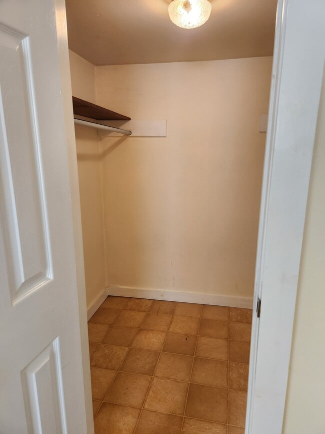 Building Photo - 96 Portland Ave