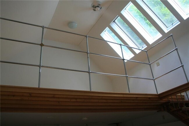 Building Photo - 225 Brigham Tavern Rd