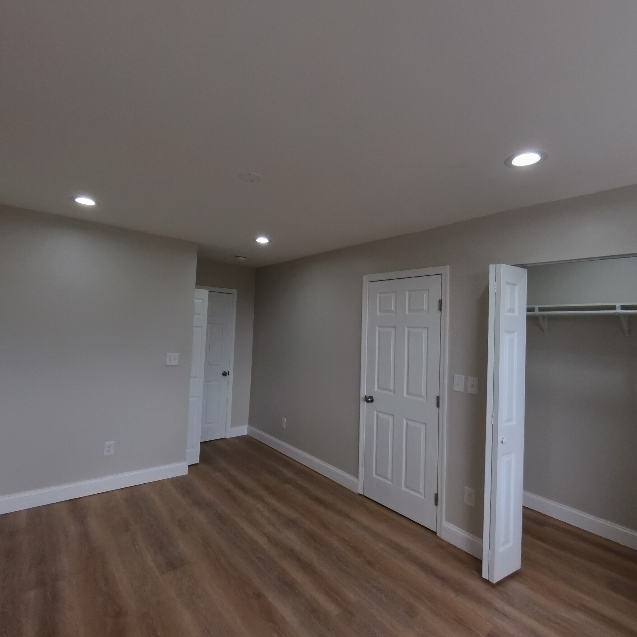 Bedroom and 2nd Closet - 4646 York Rd