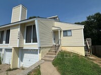 Building Photo - 1909 N 75th Terrace