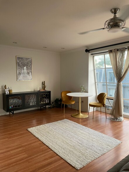 Building Photo - 1014 E Osborn Rd