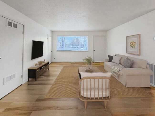 Building Photo - Davidson Triplex