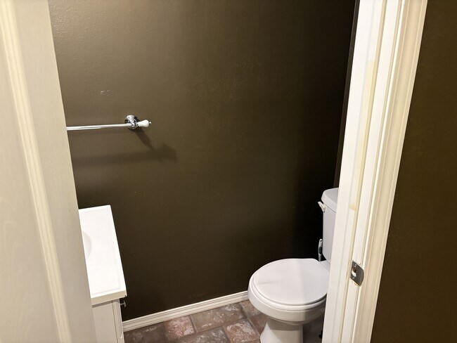 Building Photo - 6834 Palos Verdes Ln