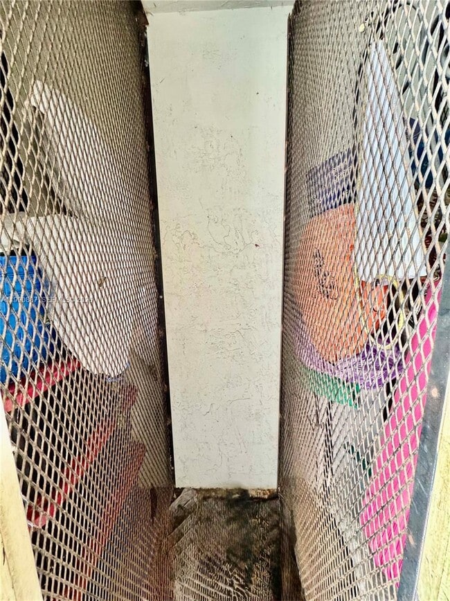 Building Photo - 3610 SW 114th Ave