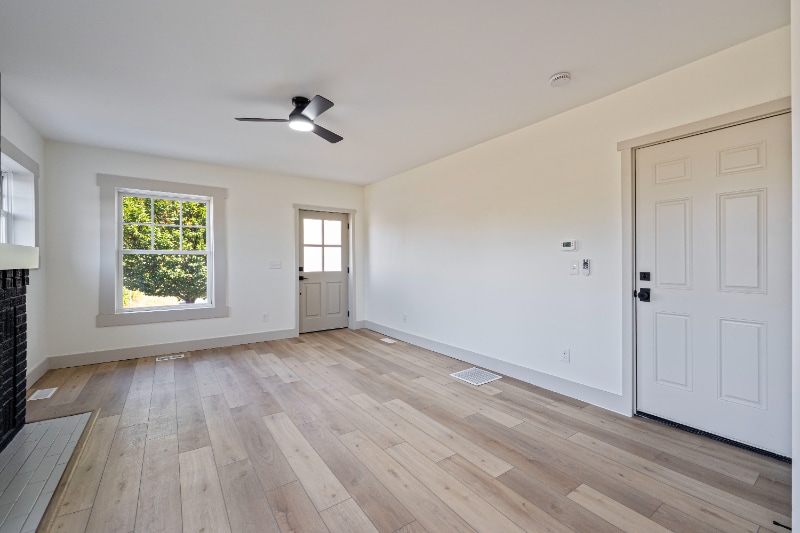 Building Photo - 605-607-607 S Champion Ave