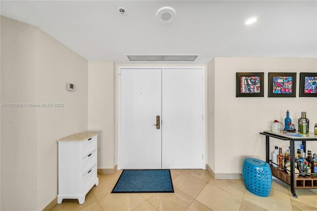 Building Photo - 6301 Collins Ave
