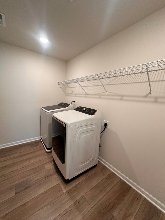 Building Photo - New Construction 4BR/3BA Home for Rent!