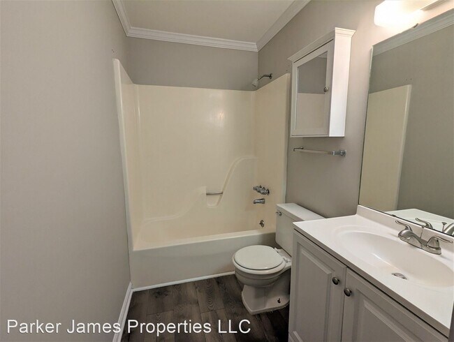 Building Photo - 2 br, 1.5 bath House - 1224 Gorman Street