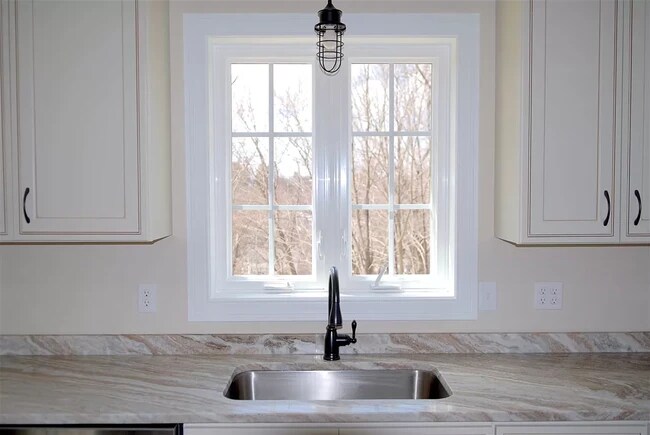 Building Photo - 61 Webster St