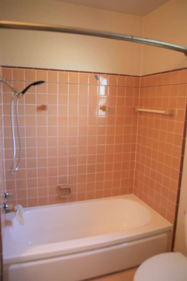 Building Photo - Charming 2 Bed/1 Bath House with Yard and ...