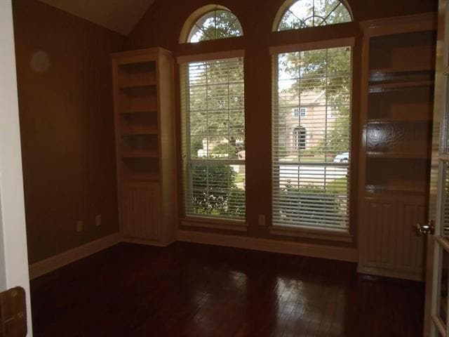 Building Photo - 6905 Vista Ridge Ct