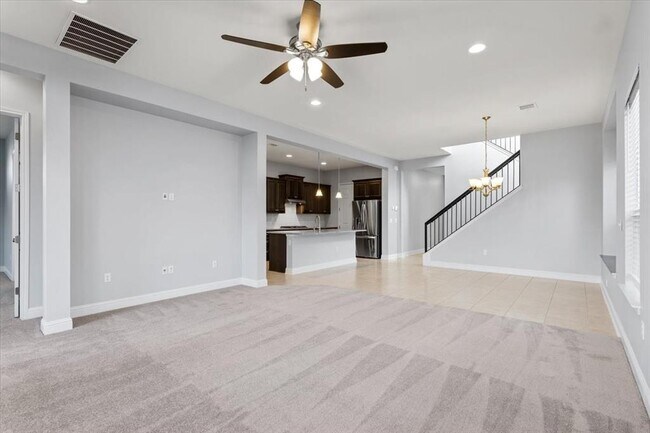 Building Photo - 5112 Globe Mallow Dr